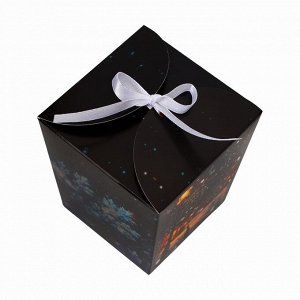Бонбоньерка новогодняя, подарочная упаковка «Новогодняя улица», 7.5x8x7.5 см
