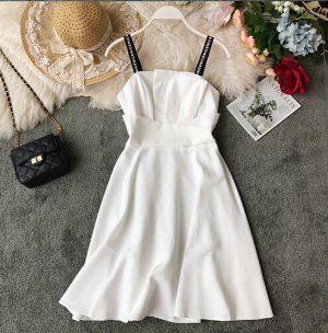 Платье-сарафан вечернее с завышенной талией белый