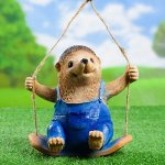 Садовая фигура &quot;Ежик на качелях&quot; 18см