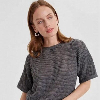 Мегa• • Трендовые цвета и стили: Футболки, топы, майки