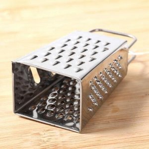 Мини терка 7.8cm*3.7cm*2.6cm