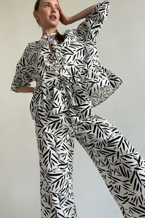 Костюм женский  SET070/06/Белый, черный
