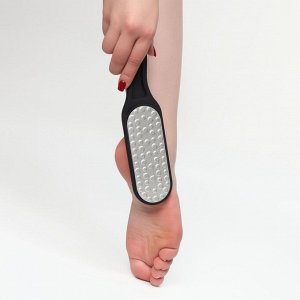 Пилка для пяток, лазерная, двусторонняя, прорезиненная ручка, 25.5 см, чёрная