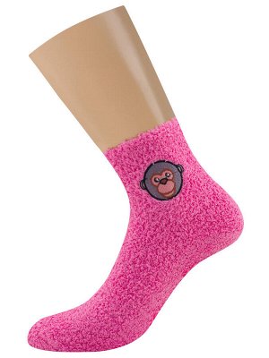 Носки Махровые женские носки с антискользящим покрытием на подошве. Модель украшена нашивкой в виде птички или животного.

Состав:
Полиэстер 98%, Эластан 2%