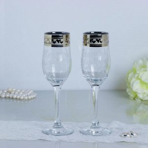 Набор свадебных бокалов  «Жених и невеста», с золотой окантовкой, 200 мл