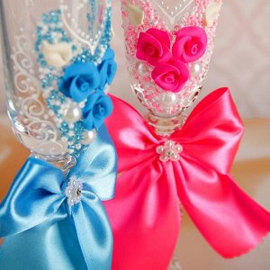 Набор свадебных бокалов "Фантазия", с лепниной и бисером, розово-голубой