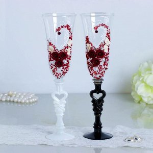 Набор свадебных бокалов "Фантазия", с лепниной и бисером, красный