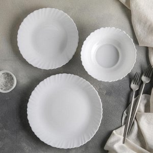 Сервиз столовый Доляна «Дива», 18 предметов: 6 тарелок d=17,5 см, d=23 см, 5?5 см, цвет белый