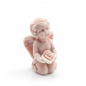 Фигурка из камня мрамолит "Ангелочек с бутоном розы"  22*25*36мм