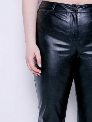 Trand 52+ о товаре
Стильные брюки из эко - кожи. Универсальны, могут дополнить как деловой образ, так и уличный стиль. Удобны, комфортны, просты в уходе.
Цвет черный
Ткань
эко-кожа
Состав
90 % полиэст
