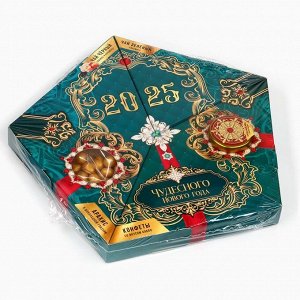 Подарочный набор новогодний «Время чудес»: чай зеленый, чай чёрный, арахис в глазури, конфеты, крем - мёд