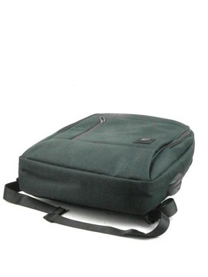 Рюкзак Качественный мужской рюкзак для ноутбука и документов. Изготовлен из влагозащитного PVC нейлона. Все узлы повышенной нагрузки укреплены отсрочкой (АНТРИРАЗРЫВ). Рюкзак оборудован портами: USB у