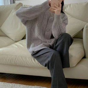Кардиган женский, на пуговицах