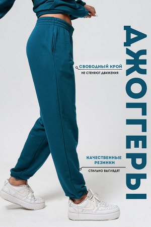Костюм спортивный женскиий
