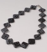 Бусы из обсидиана. 8220050ОБ