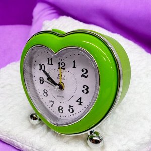 Будильник форма сердце RW923 (зеленый)