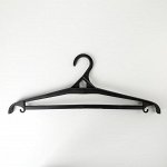 Вешалка-плечики для верхней одежды, размер 56-68, цвет чёрный