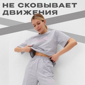 Комплект женский (футболка, шорты) MINAKU: SPORTY & STYLISH, светло-серый