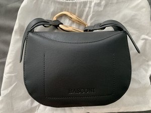 Сумка кожаная Basconi