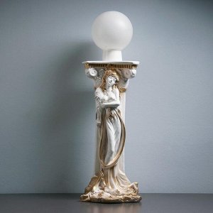 Лампа интерьерная "Девушка у колонны" шар. белое золото 90см