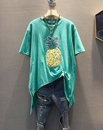 Футболка с нашивкой с пайетками с ассиметричными краями