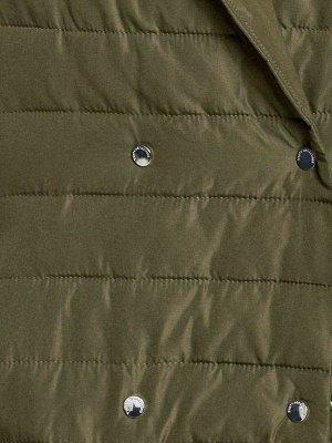 1r Куртка, оливковая Heine - Best Connections Дизайнерская стеганая куртка. Двубортная форма с маленьким воротником-стойкой и серебристыми пуговицами. Подчеркивающий фигуру приталенный силуэт. Карманы