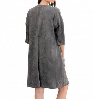 1r Пальто, антрацитовое ALBA MODA Классическая модель открытой формы из мягкой искусственной кожи с 2 вшитыми карманами спереди. Эластичный материал из 90% полиэстера и 10% эластана. Обрамляющая фигур