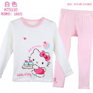 Пижама Детская домашняя одежда Hello Kitty. Материал: 96,5 % хлопок, 3,5 % спандекс.  Размер 110 (рост 101-110 см, ОГ 28 см, ширина плеч 26 см,  длина 43 см), 140 (рост 130-140 см, ОГ 33 см, длина 52,