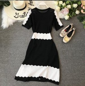 Платье чёрно-белое