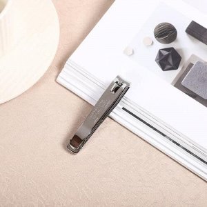 Кусачки для ногтей