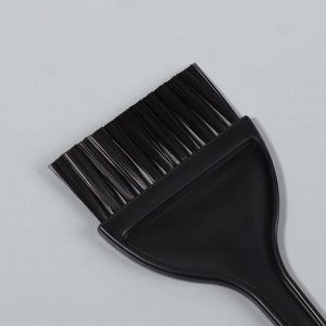 Кисть для окрашивания волос, широкая, 21x6 (±1) см, чёрная