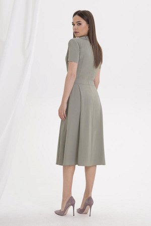 Платье Платье JeRusi 1958 серый хаки 
Состав ткани: ПЭ-100%; 
Рост: 164 см.

Легкое и элегантное платье полуприлегающего силуэта, длиной до середины икры, прекрасно впишется в гардероб как повседневн