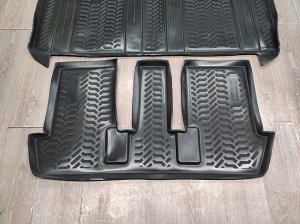 Салон Toyota Voxy / Noah R80 2014-2021 7 мест, 3 ряда, Правый руль + ГИБРИД