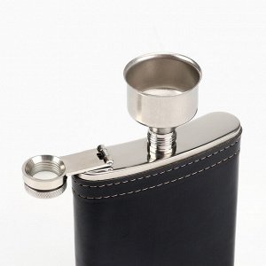 Подарочный набор 6 в 1, фляжка 8 oz, рюмка, воронка, кубики 5 шт., карты, шахматы, 18x24 см