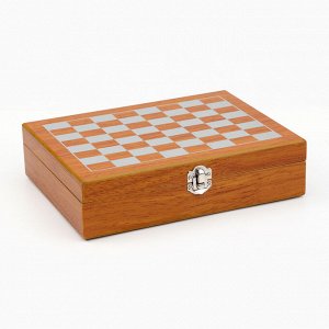 Подарочный набор 6 в 1, фляжка 8 oz, рюмка, воронка, кубики 5 шт., карты, шахматы, 18x24 см