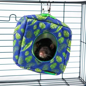 Домик-гамак подвесной из фетра Bambini Pets «Куб» для грызунов и хорьков 16*16*16 см
