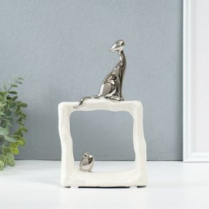 Фигурка керамика «Кошки-мышки. Квадрат», белый с серебром, 5.2x13.5x23 см