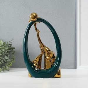 Фигурка керамика «Семья слонов. Овал», т. зелёный с золотом, 6.5x17x28.5 см