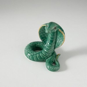 Фигурка керамика «Тёмно-зелёная кобра», с золотом, 4.7x8x7.5 см
