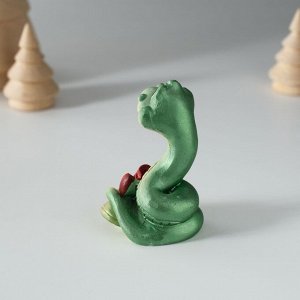 Фигурка полистоун «Змейка с колокольчиками/звездой», 3.5x3.5x6.5 см, МИКС