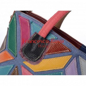 Delchiaro Яркая, разноцветная сумка из мягкой кожи.Она подойдет к одежде любого цвета и станет радужным дополнением любого образа. Состав: кожа, текстиль.
 
 Мягкая, вместительная сумка удобная как на