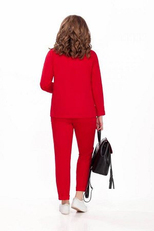 Комплект Комплект TEZA 158 красный 
Состав ткани: Спандекс-3%; Хлопок-49%; Нейлон-48%; 
Рост: 164 см.

Комплект женский двухпредметный в спортивном стиле состоит из мягкого джемпера и брюк. Джемпер п