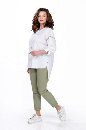 Комплект Комплект TEZA 164 №1 
Состав ткани: Хлопок-96%; Эластан-4%; 
Рост: 164 см.

Комплект женский двухпредметный состоит из блузки и джинсовых брюк. Блузка прямого силуэта со спущенной проймой. Н