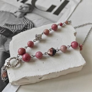 Сет из родонита: чокер + колье + цепочка с кулоном