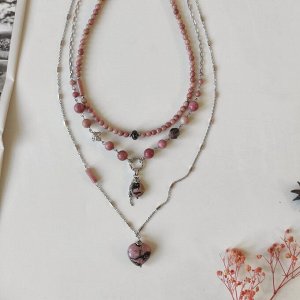 Сет из родонита: чокер + колье + цепочка с кулоном
