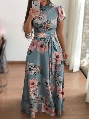 Платье с коротким рукавом