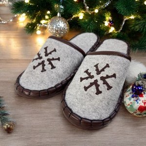 Тапочки войлочные  размер 43, без пятки, подошва замша Naigalmaa, серый, рисунок в ассортименте, Монголия