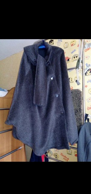 Пончо с шапочкой