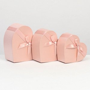 Набор коробок 3 в 1 сердца L:24x23x10 M:21x20x9 S:18.5x18x8 см