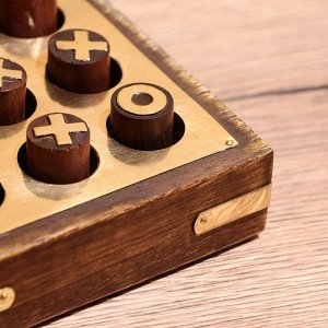 Игра настольная «Крестики-нолики», 10x10 см, дерево шишам, латунь